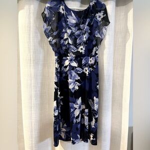 Floral Dress made by Connected Apparel. Black, blue and white flowers. Size 10 P